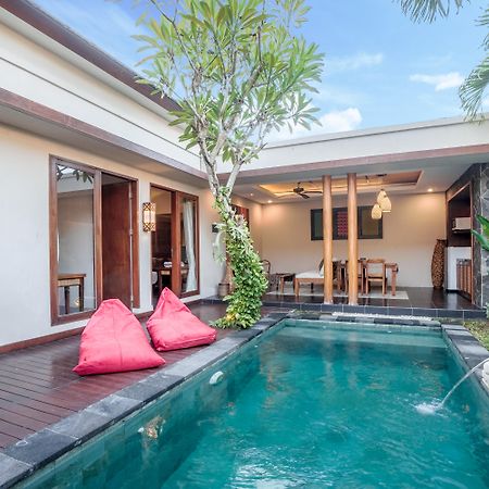 Gaing Mas Jimbaran Villas By Gaing Mas Group Esterno foto