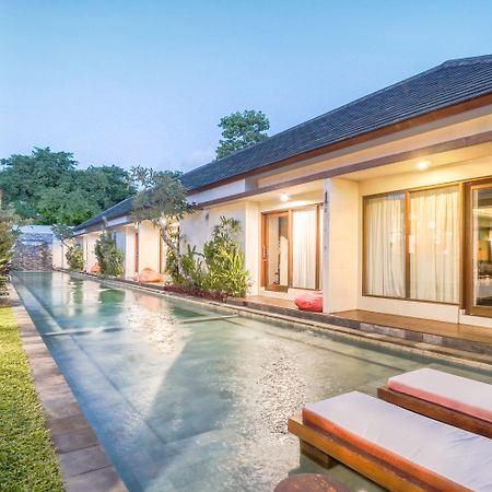 Gaing Mas Jimbaran Villas By Gaing Mas Group Esterno foto